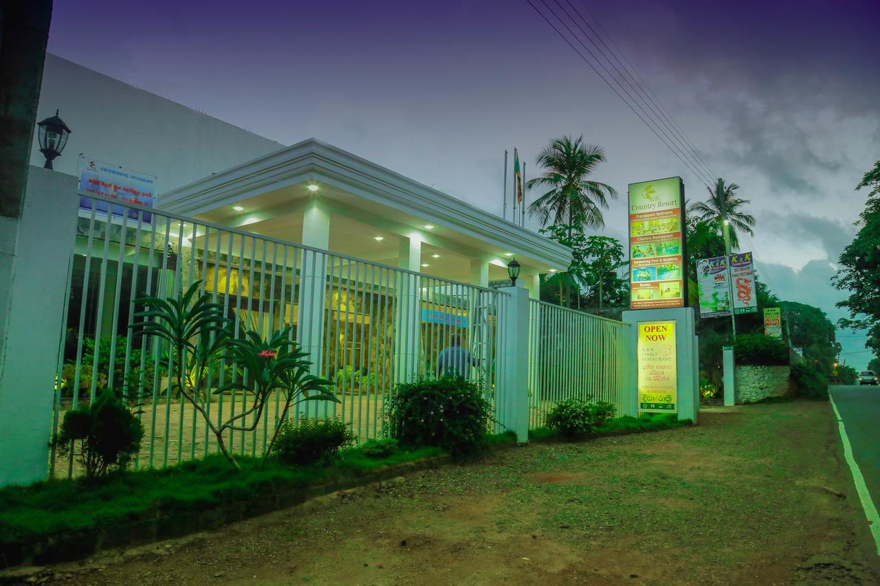 K And K Country Resort Minuwangoda Exterior foto